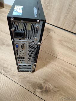 Lenovo ThinkCentre M83 - Intel 3GHz - 7