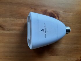 LED žárovka s reproduktorem AwoX StriimLIGHT™ WIFI - 7