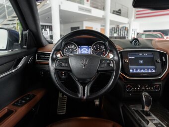 Maserati Ghibli - 7