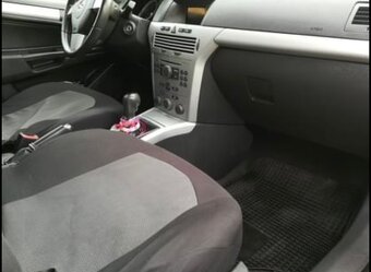 Opel Astra Caravan 1.9 CDTI, 88kW - 7
