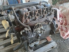Zetor 7711 prodej dílu a tp - 7
