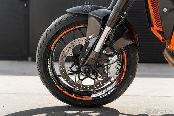 KTM 690 Duke - 7