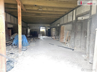 Zámek Nedražice, Nedražice_golf Alfrédov, 1000 m2 - 7