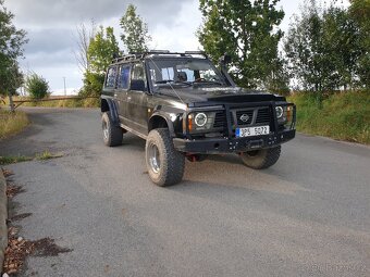 Nissan Patrol Y60 - 7