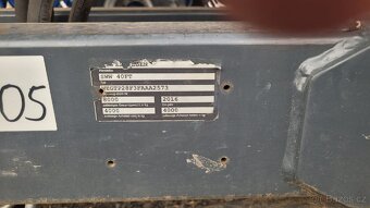 Kombajn New Holland CR 9.90 - 7