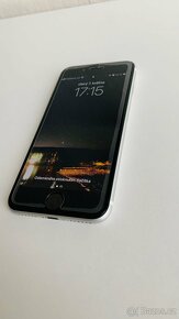 iPhone SE 2020 /64gb - 7