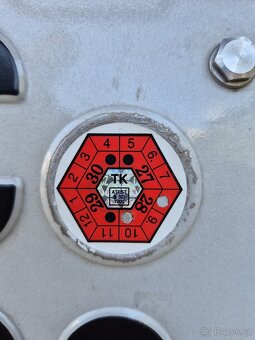 Kawasaki ZR-7 - 7