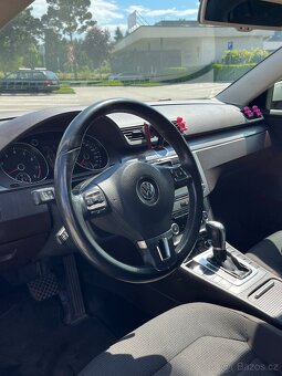 VW Passat B7 - 7