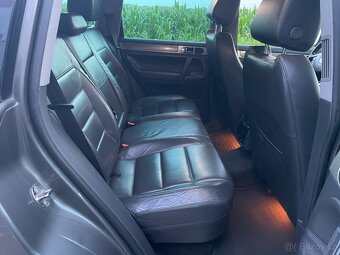 VW TOUAREG 3.0 TDI, R-LINE, nová STK - 7