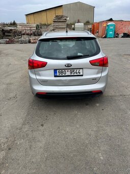 Kia Ceed - 7
