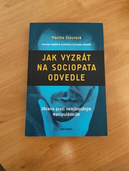 Několik knih, jazyky, politika, komedie - 7