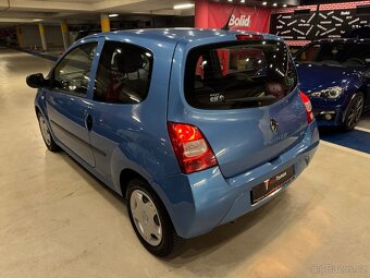 Renault TWINGO 1.2i 16V 55kW AUTOMAT POUZE 18.000KM - 7