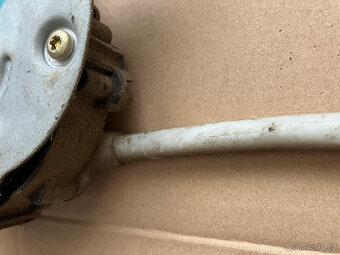 Stahování okna Felicia - 7