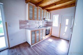 Dřevěná kuchyňská dvířka IKEA EKESTAD - 7