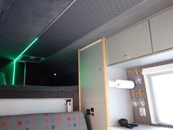Obytny Mercedes Sprinter 312D R5 2,9 TD - 7
