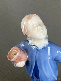 Porcelánová soška Chlapeček 16.5 cm Kodaň Bing&Grondahl - 7