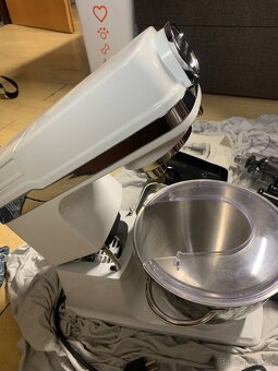 Philco multifunkční kuchyňský robot - 7