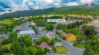 Prodej rodinného domu, 250 m², Chlumec, ul. Stradovská - 7