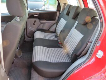 Suzuki SX4 1.5i , 82 kW benzín, 2011 - 7