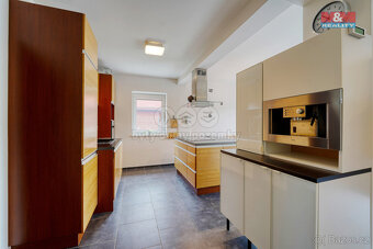Prodej rodinného domu, 160 m², Sadov - 7