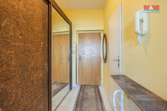 Pronájem bytu 2+kk, 37 m², Praha, ul. U kříže - 7