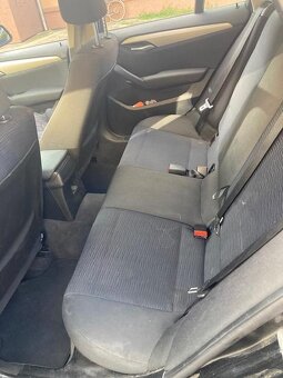 BMW X1 1,8 S DRIVE BENZIN - 7