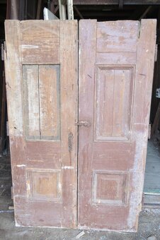 4/ Staré vchodové dveře - 7