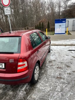 Škoda Fabia 1.2 benzín, r. 2006, olej měněn, sednout a jet. - 7