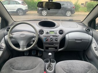 Toyota Yaris 1.0 vvti - 7