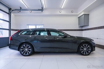 Volvo V90 2021 B4 145kW aut. Momentum Pro, Cz,DPH,Servis - 7