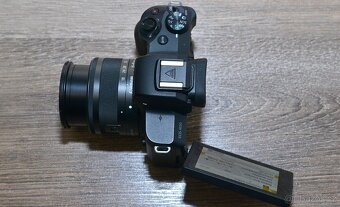 Canon EOS M50 + Objektiv EF-M 15-45mm 3600 Exp. - 7