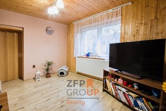 Prodej rodinného domu o rozloze 261 m², Slatina, ev.č. 00393 - 7