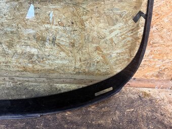 ČELNÍ OKNO JAGUAR XF 2009 - 7