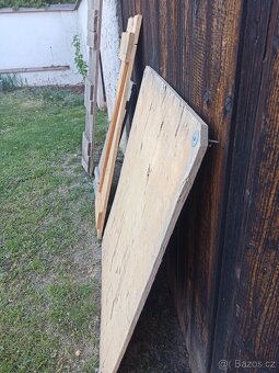 Dřevo, palety, fošny, části palet na spálení - 7