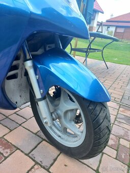 Honda Dylan 150 - 7