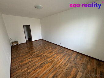 Pronájem, 6 bytových jednotek, 269 m2, Louny, ul. Postoloprt - 7