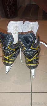 Brusle CCM AS 3 Pro 9,5 - 7