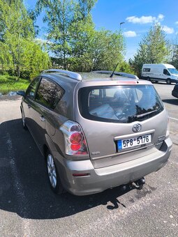 Toyota Corolla Verso 2.2 D-4D, spotřeba 6,3 l, bez investic - 7