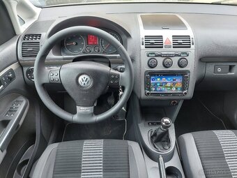 Volkswagen Touran 2.0 tdi, 103 kW, 7 míst, 05/2009 - 7