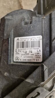 MERCEDES-BENZ W246 přední světla - 7