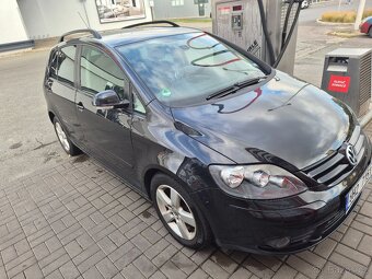 Prodám volkswagen golf V plus - 7