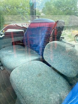 traktor New Holland T 8040 - 7