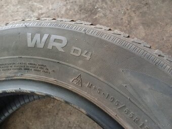 4ks 195/65 R15 Nokian zímní 6-7mm DOT 4721 - 7