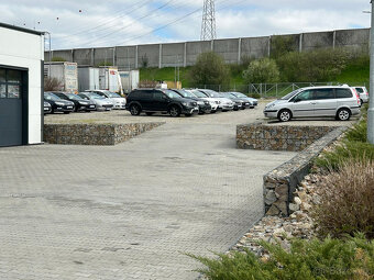 Stavební komerční pozemek 3000m2, novostavba haly u Brna D1 - 7