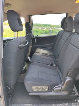 Prodám Mazdu MPV 2.0 Di na náhradní díly - 7