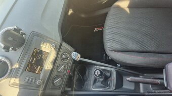 SEAT Ibiza 1.2 TSI FR, 66 kW, 2016 hatchback - 7