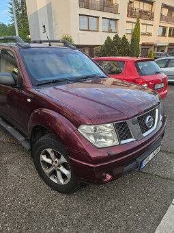 NISSAN NAVARA - 7