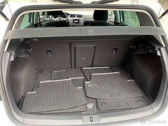 Volkswagen Golf 1.2 TSi 81 kW SERVISKA r.v. 11/2015 - 7