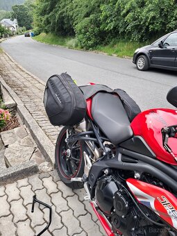 Triumph speed triple 1050 S - 7