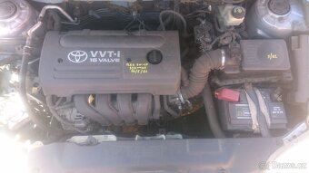 Toyota Corolla 1.6i - 7